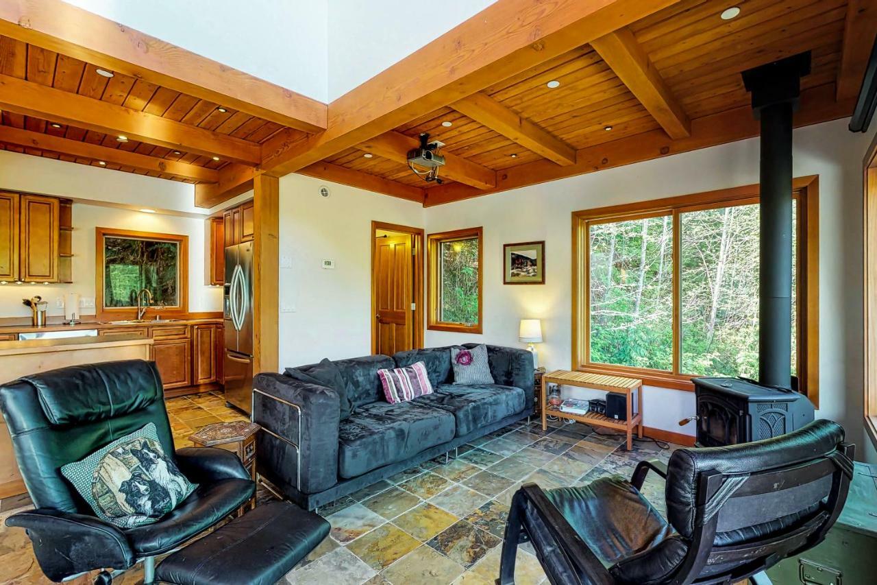 Woodland Hideaway In The Hills Villa Lake Stevens Екстериор снимка