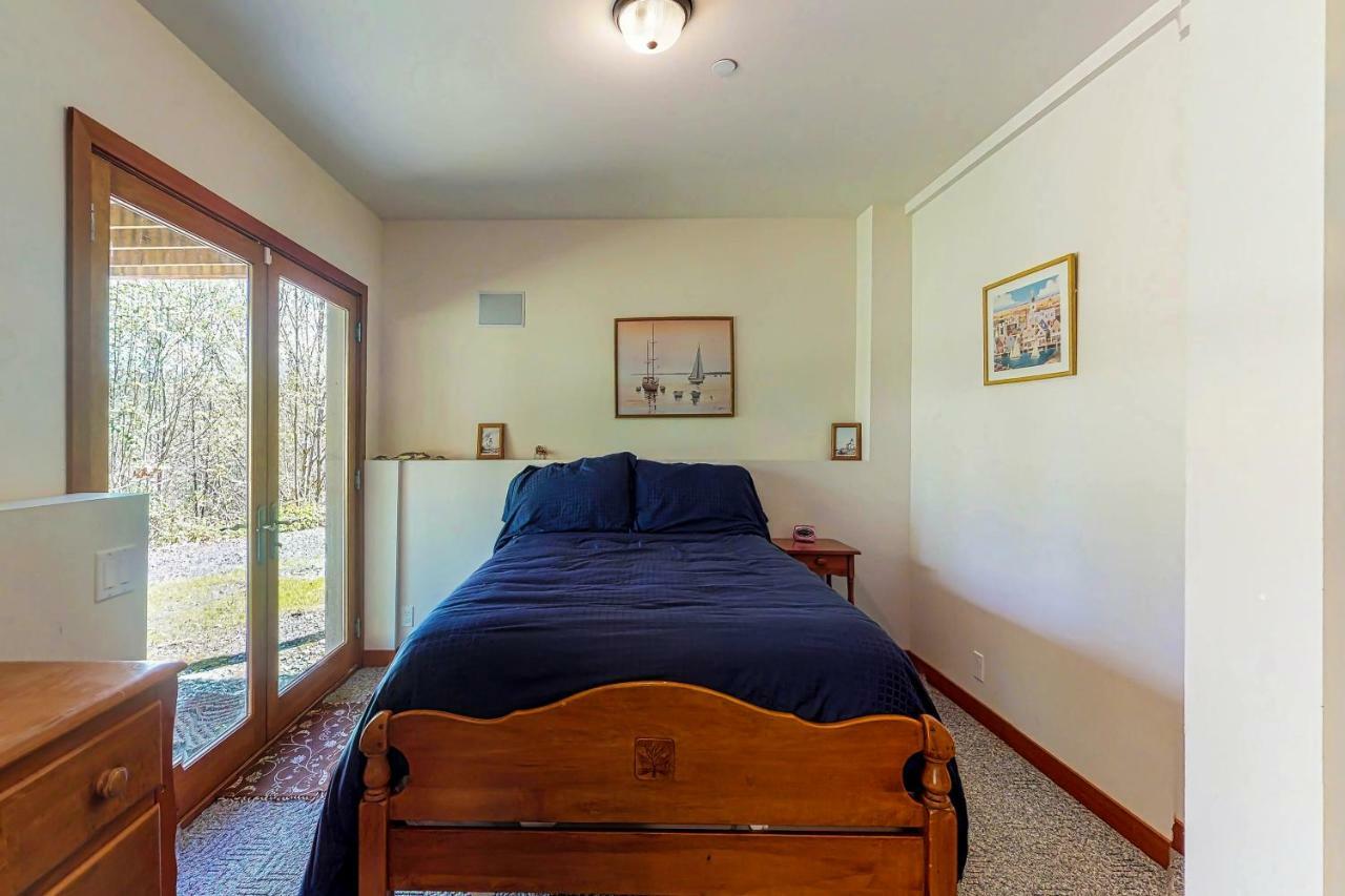 Woodland Hideaway In The Hills Villa Lake Stevens Екстериор снимка